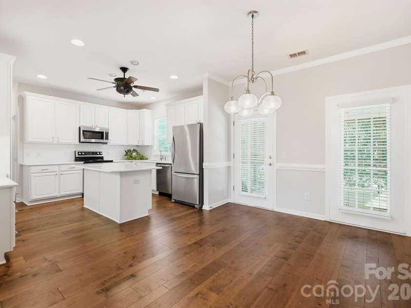 9218 Duckhorn Drive, Charlotte, NC 28277.  MLS# CAR4422862, YatesRealty ID 51258. 