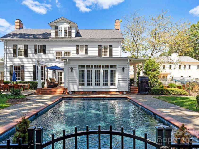 4016 Nettie Court, Charlotte, NC 28211.  MLS# CAR4097350, YatesRealty ID 5126. Rear exterior