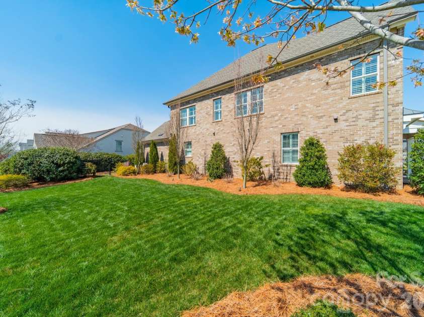 5547 Arden Mill Drive, Fort Mill, SC 29715.  MLS# CAR4358659, YatesRealty ID 5126. 