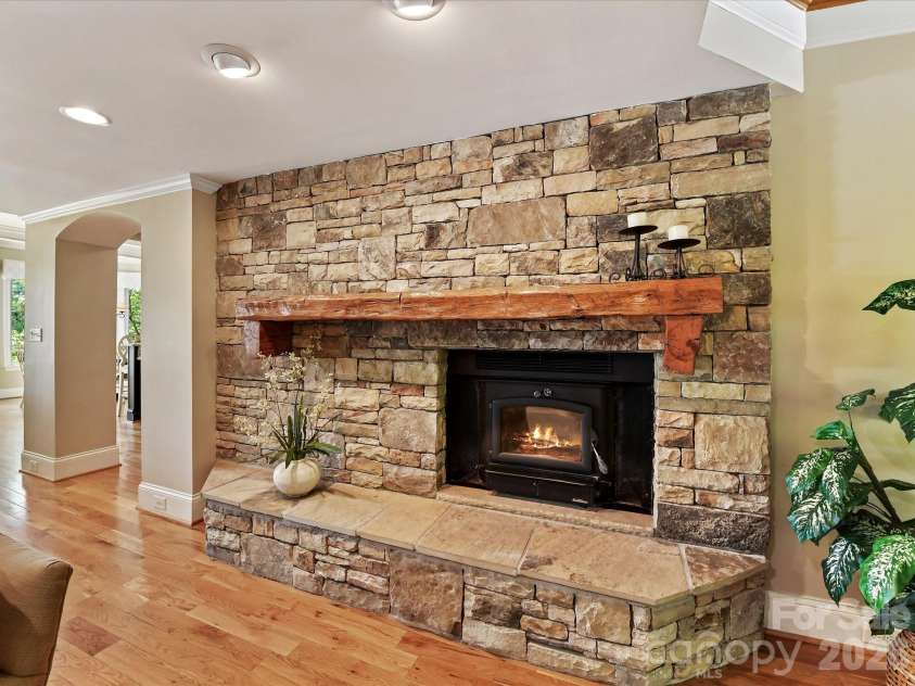 16211 Terry Lane, Huntersville, NC 28078.  MLS# CAR4420498, YatesRealty ID 51260. 