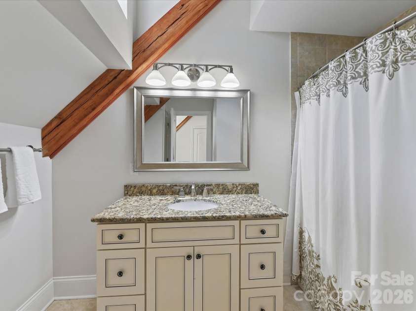 16211 Terry Lane, Huntersville, NC 28078.  MLS# CAR4420498, YatesRealty ID 51260. 