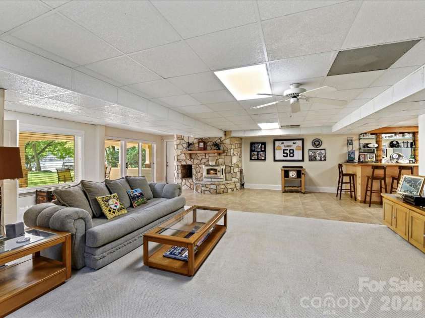 16211 Terry Lane, Huntersville, NC 28078.  MLS# CAR4420498, YatesRealty ID 51260. 