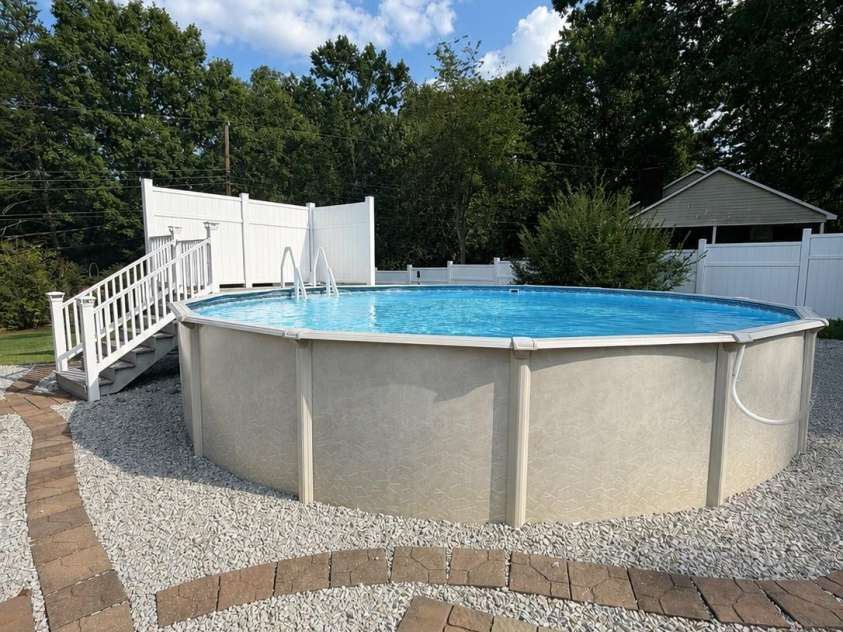 105 Merrywood Drive, Lenoir, NC 28645.  MLS# CAR4420683, YatesRealty ID 51261. 