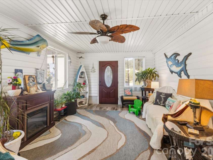 105 Merrywood Drive, Lenoir, NC 28645.  MLS# CAR4420683, YatesRealty ID 51261. 