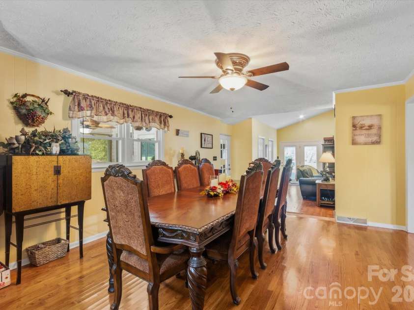 105 Merrywood Drive, Lenoir, NC 28645.  MLS# CAR4420683, YatesRealty ID 51261. 