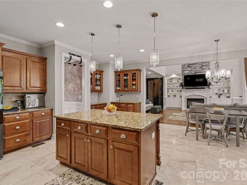 17018 Harcombe Drive, Charlotte, NC 28277.  MLS# CAR4421141, YatesRealty ID 51262. 