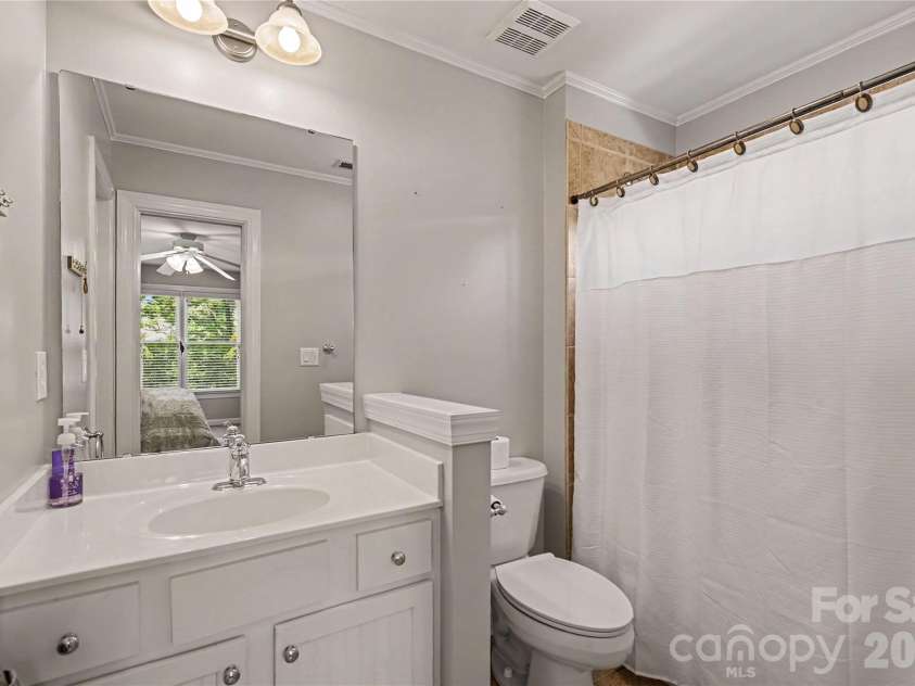 17018 Harcombe Drive, Charlotte, NC 28277.  MLS# CAR4421141, YatesRealty ID 51262. 
