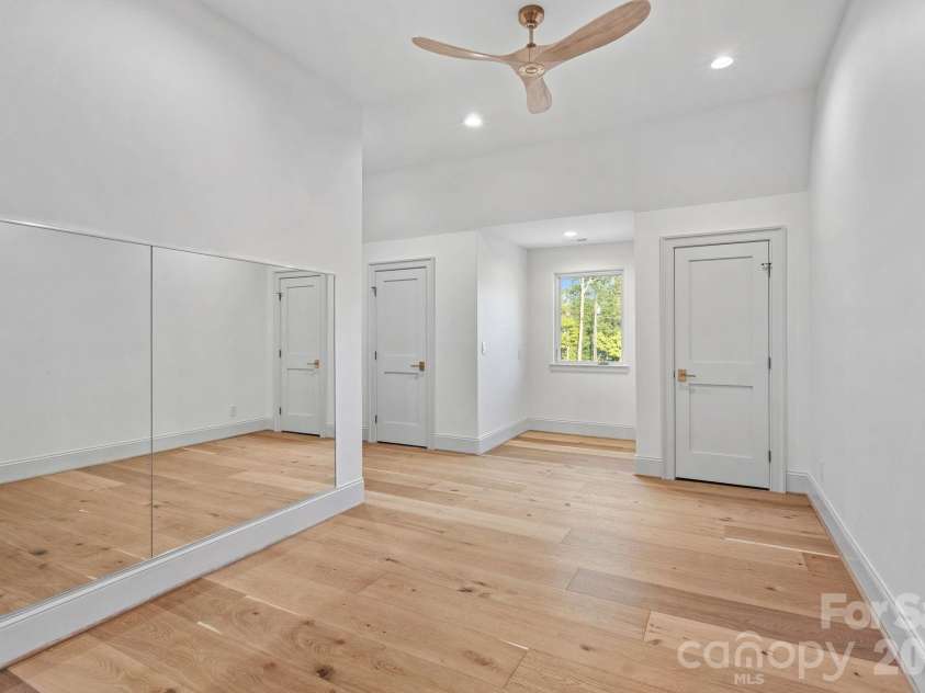 7679 Rabbit Circle, Denver, NC 28037.  MLS# CAR4420674, YatesRealty ID 51265. Designated workout room upstairs
