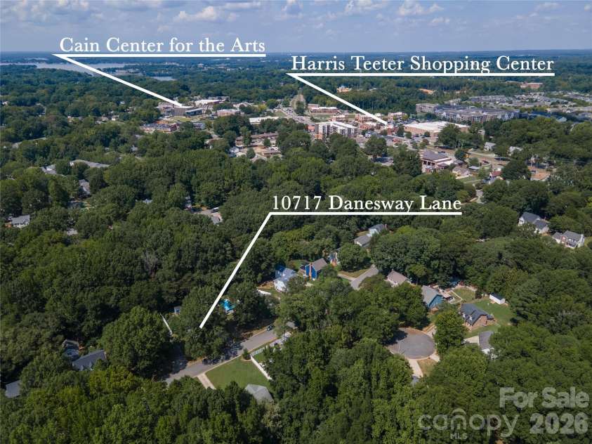 10717 Danesway Lane, Cornelius, NC 28031.  MLS# CAR4418933, YatesRealty ID 51266. Just minutes from walkable Downtown Cornelius