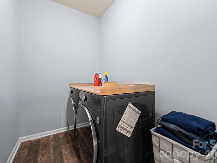 13439 Porter Creek Road, Charlotte, NC 28262.  MLS# CAR4418990, YatesRealty ID 51267. Laundry Room