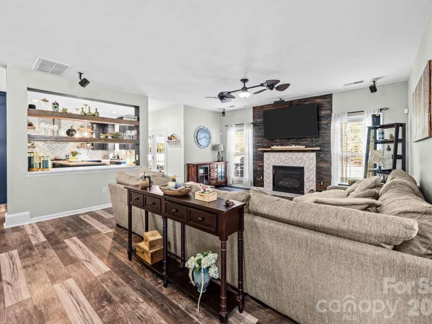 13439 Porter Creek Road, Charlotte, NC 28262.  MLS# CAR4418990, YatesRealty ID 51267. Living Area