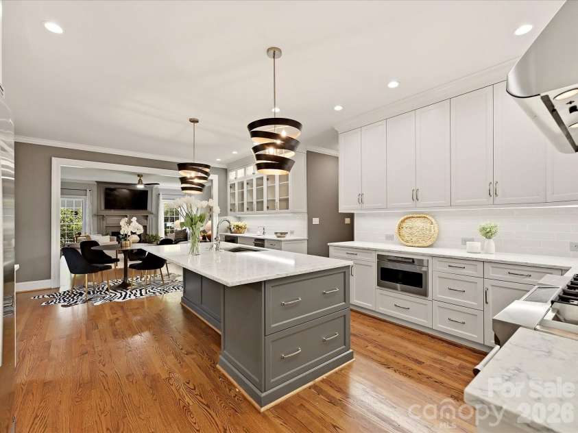 7019 Whitemarsh Court, Charlotte, NC 28210.  MLS# CAR4421938, YatesRealty ID 51268. 