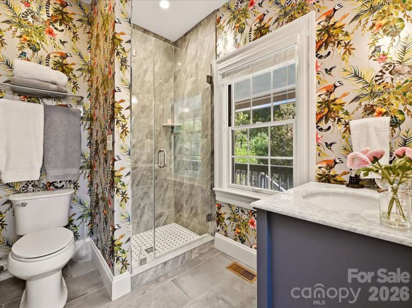 7019 Whitemarsh Court, Charlotte, NC 28210.  MLS# CAR4421938, YatesRealty ID 51268. 