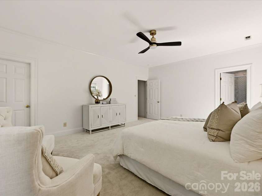 7019 Whitemarsh Court, Charlotte, NC 28210.  MLS# CAR4421938, YatesRealty ID 51268. 