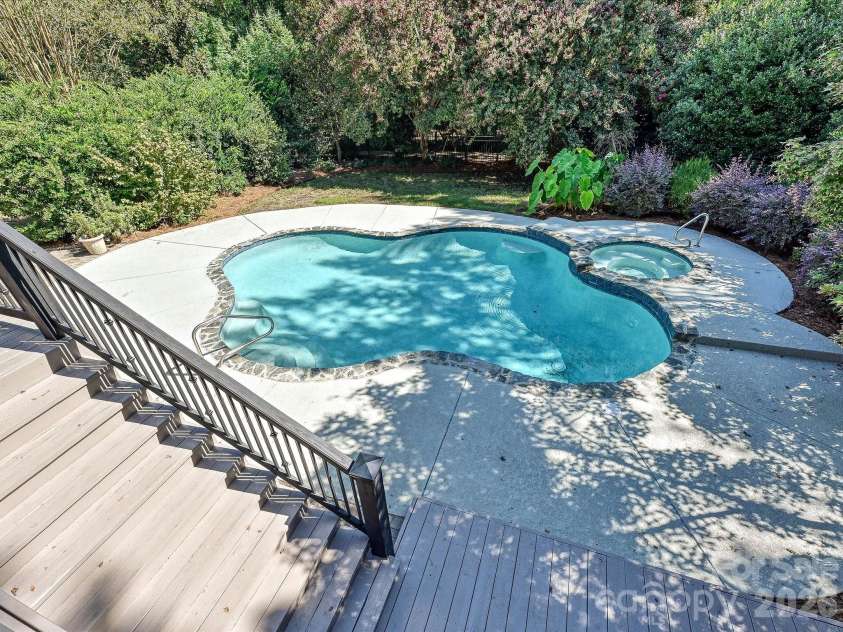 7019 Whitemarsh Court, Charlotte, NC 28210.  MLS# CAR4421938, YatesRealty ID 51268. 