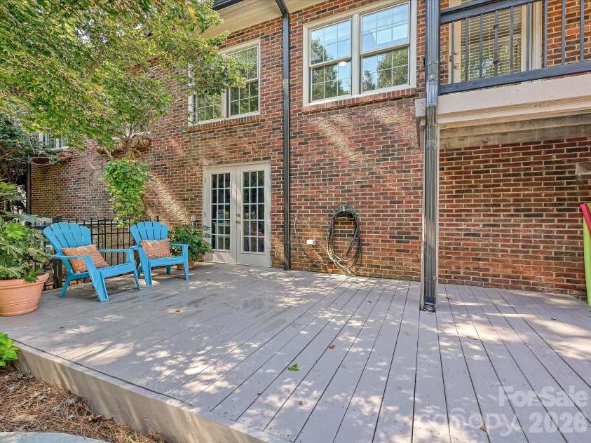 7019 Whitemarsh Court, Charlotte, NC 28210.  MLS# CAR4421938, YatesRealty ID 51268. 