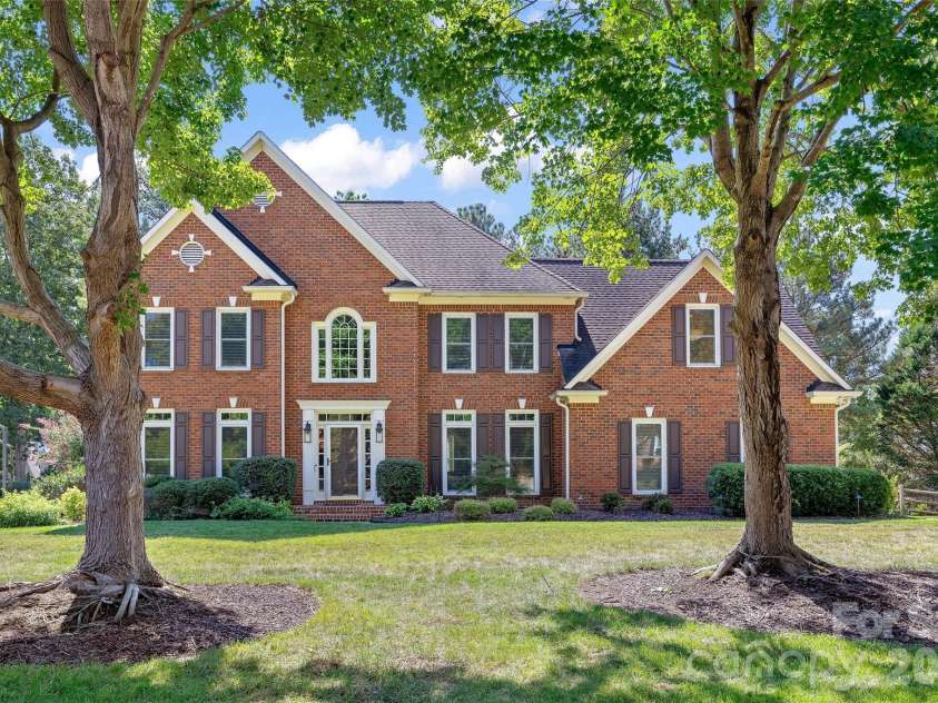 9533 St Barts Lane, Huntersville, NC 28078.  MLS# CAR4421773, YatesRealty ID 51269. 