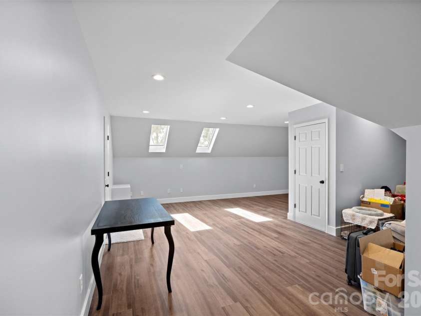 9533 St Barts Lane, Huntersville, NC 28078.  MLS# CAR4421773, YatesRealty ID 51269. 