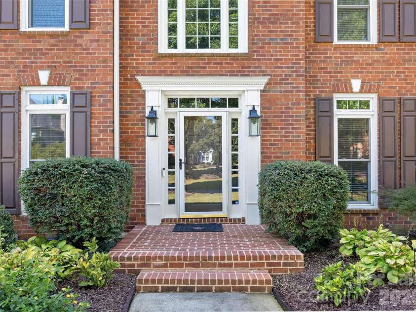 9533 St Barts Lane, Huntersville, NC 28078.  MLS# CAR4421773, YatesRealty ID 51269. 