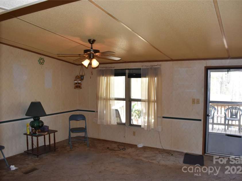 34 Stone Drive, Marion, NC 28752.  MLS# CAR4238724, YatesRealty ID 5127. 