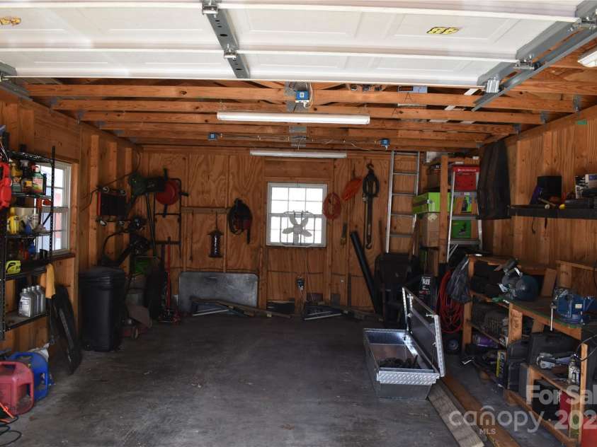 34 Stone Drive, Marion, NC 28752.  MLS# CAR4238724, YatesRealty ID 5127. 