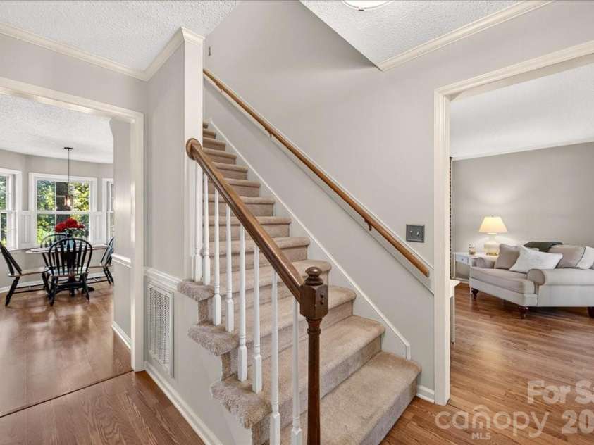 2036 Kilkenney Hill Road, Matthews, NC 28105.  MLS# CAR4420278, YatesRealty ID 51270. 