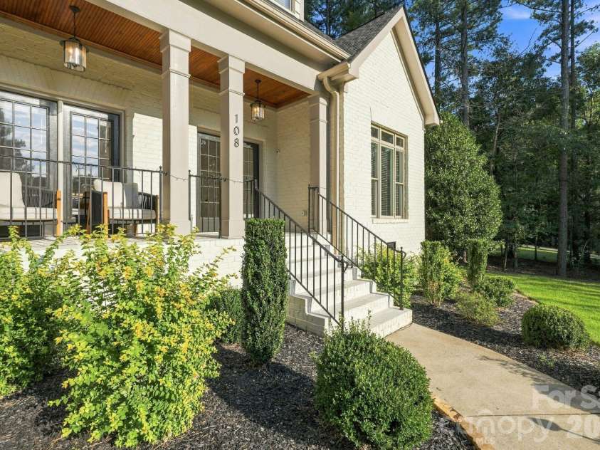 108 Dunn Ross Court, Mooresville, NC 28117.  MLS# CAR4422425, YatesRealty ID 51271. 