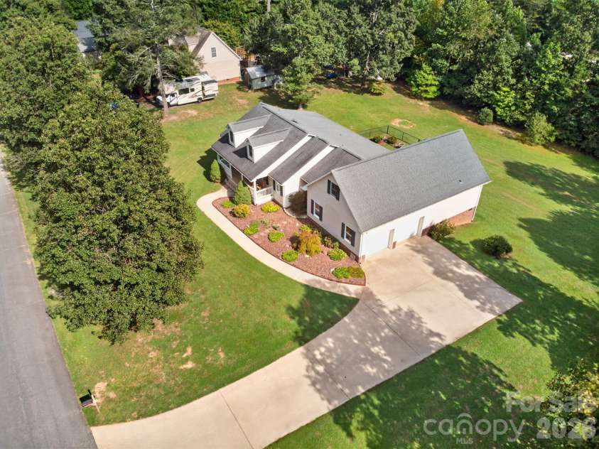 3105 Hunters Ridge Court, Morganton, NC 28655.  MLS# CAR4422506, YatesRealty ID 51274. 