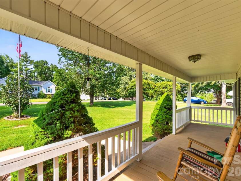 3105 Hunters Ridge Court, Morganton, NC 28655.  MLS# CAR4422506, YatesRealty ID 51274. 