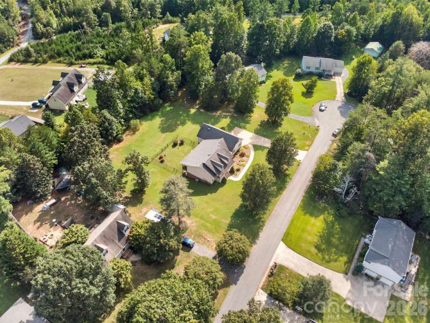 3105 Hunters Ridge Court, Morganton, NC 28655.  MLS# CAR4422506, YatesRealty ID 51274. 