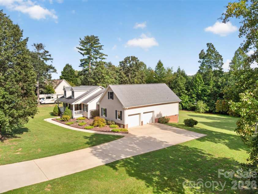 3105 Hunters Ridge Court, Morganton, NC 28655.  MLS# CAR4422506, YatesRealty ID 51274. 