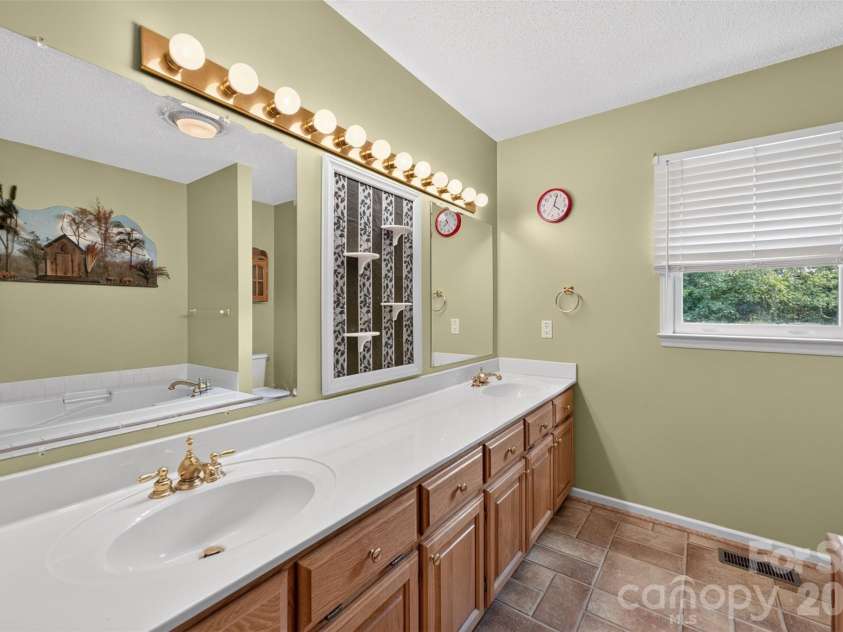 3105 Hunters Ridge Court, Morganton, NC 28655.  MLS# CAR4422506, YatesRealty ID 51274. Primary bathroom has double sinks!
