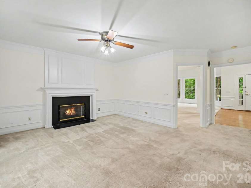8401 Tatebrook Lane, Huntersville, NC 28078.  MLS# CAR4417886, YatesRealty ID 51277. 