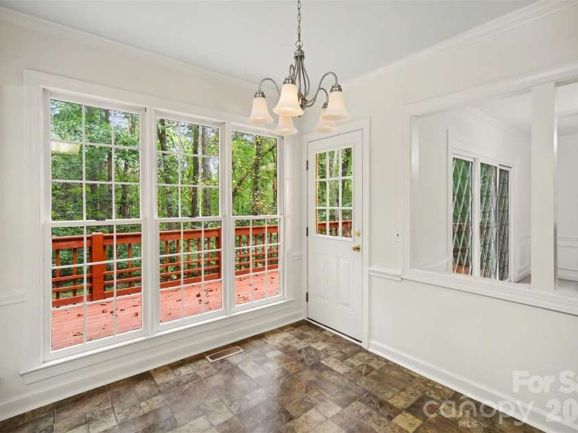 8401 Tatebrook Lane, Huntersville, NC 28078.  MLS# CAR4417886, YatesRealty ID 51277. 