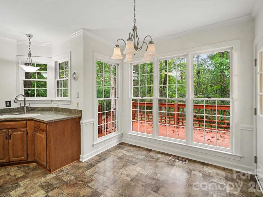 8401 Tatebrook Lane, Huntersville, NC 28078.  MLS# CAR4417886, YatesRealty ID 51277. 