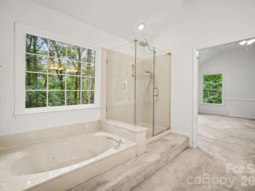 8401 Tatebrook Lane, Huntersville, NC 28078.  MLS# CAR4417886, YatesRealty ID 51277. 