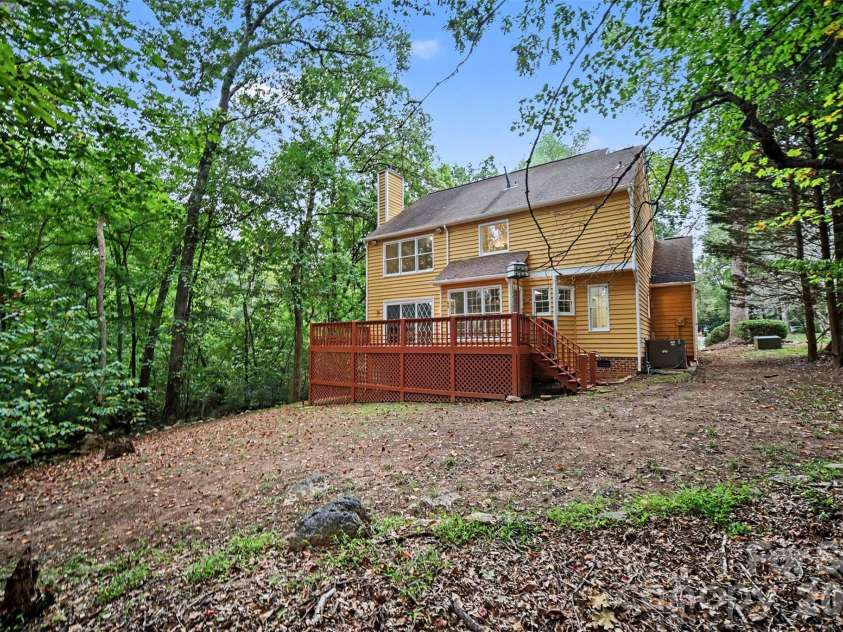 8401 Tatebrook Lane, Huntersville, NC 28078.  MLS# CAR4417886, YatesRealty ID 51277. 