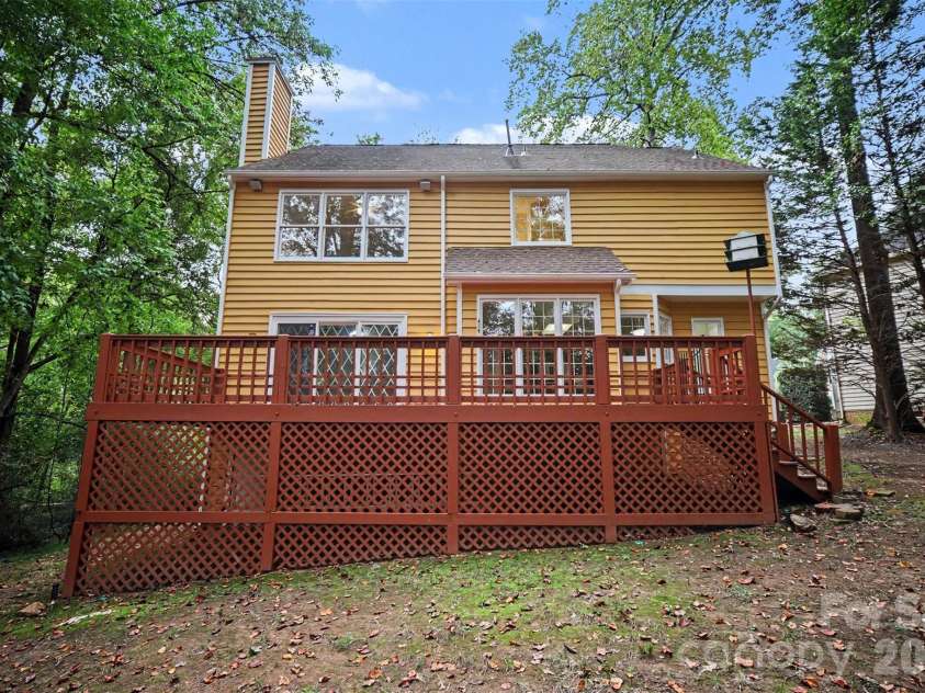 8401 Tatebrook Lane, Huntersville, NC 28078.  MLS# CAR4417886, YatesRealty ID 51277. 