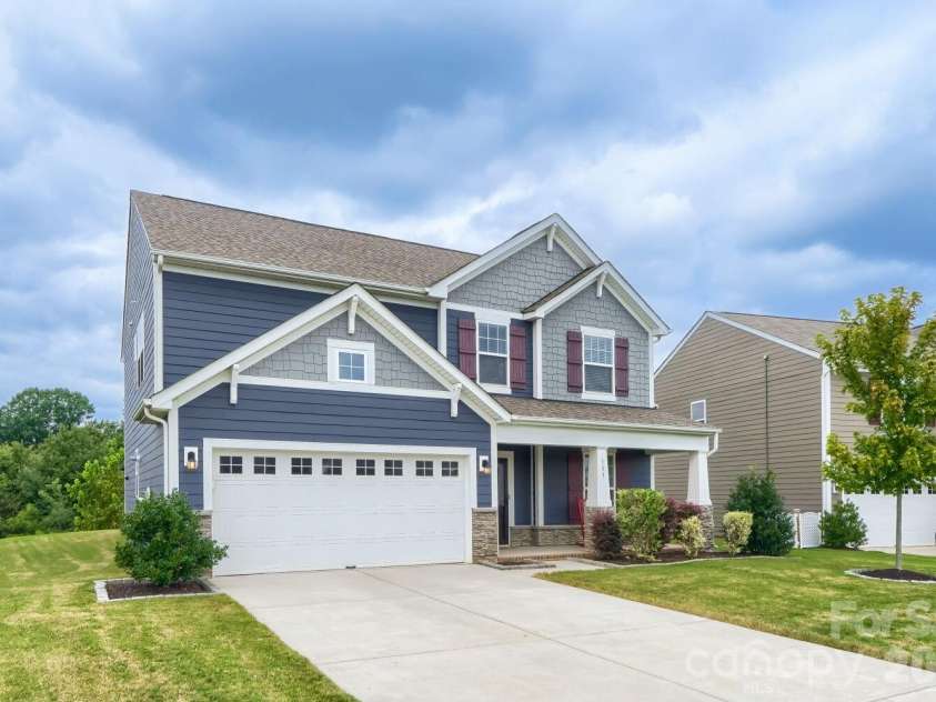 133 Dawn Run Loop, Mooresville, NC 28115.  MLS# CAR4417022, YatesRealty ID 51279. 