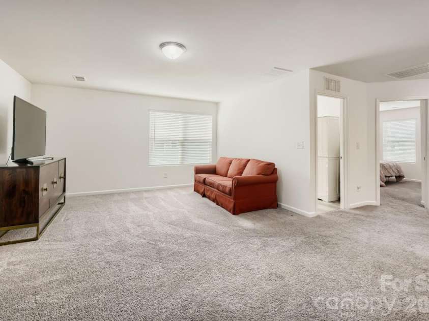 133 Dawn Run Loop, Mooresville, NC 28115.  MLS# CAR4417022, YatesRealty ID 51279. 