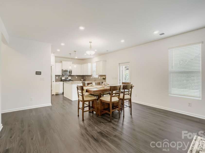 133 Dawn Run Loop, Mooresville, NC 28115.  MLS# CAR4417022, YatesRealty ID 51279. 