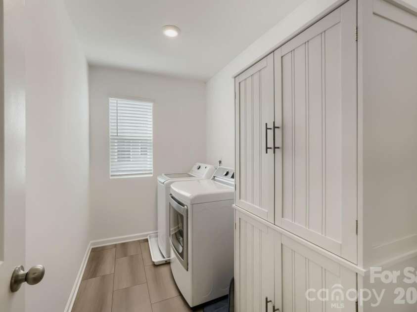 133 Dawn Run Loop, Mooresville, NC 28115.  MLS# CAR4417022, YatesRealty ID 51279. 