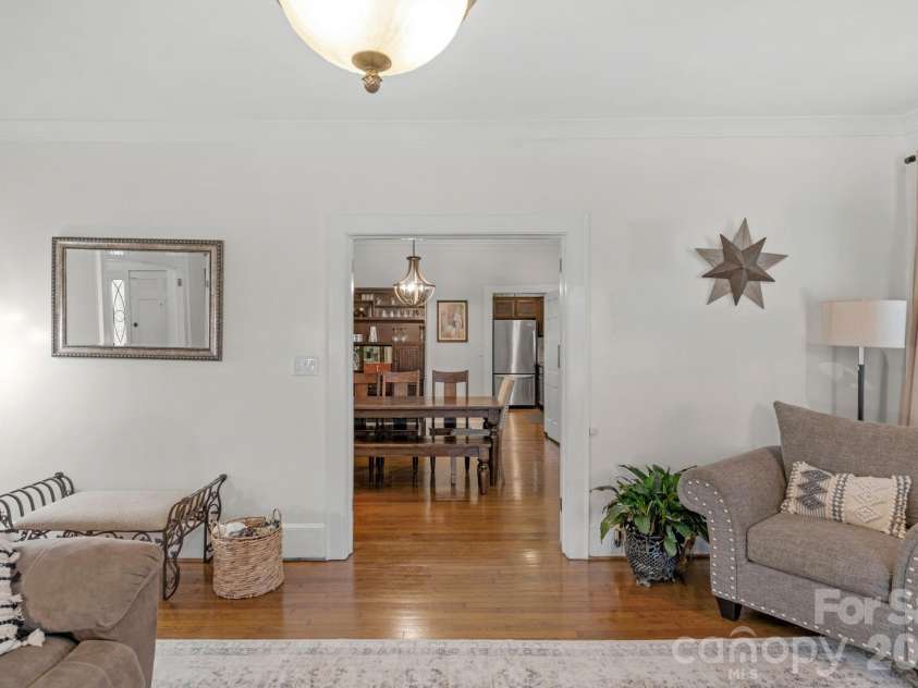 607 York Street, Gastonia, NC 28052.  MLS# CAR4353276, YatesRealty ID 5128. 