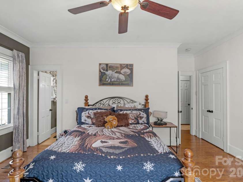 607 York Street, Gastonia, NC 28052.  MLS# CAR4353276, YatesRealty ID 5128. 