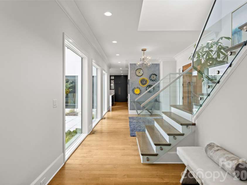 316 Mammoth Oaks Drive, Charlotte, NC 28270.  MLS# CAR4416079, YatesRealty ID 51280. 
