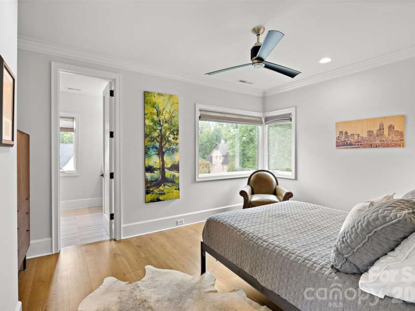 316 Mammoth Oaks Drive, Charlotte, NC 28270.  MLS# CAR4416079, YatesRealty ID 51280. 