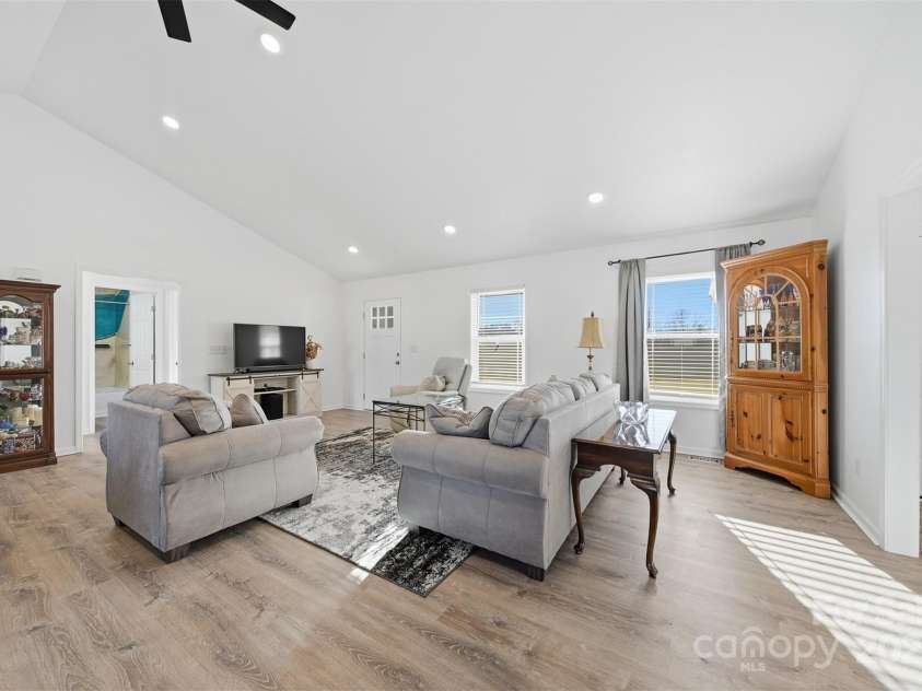 4284 Jefferson Place, Granite Falls, NC 28630.  MLS# CAR4326393, YatesRealty ID 51281. 