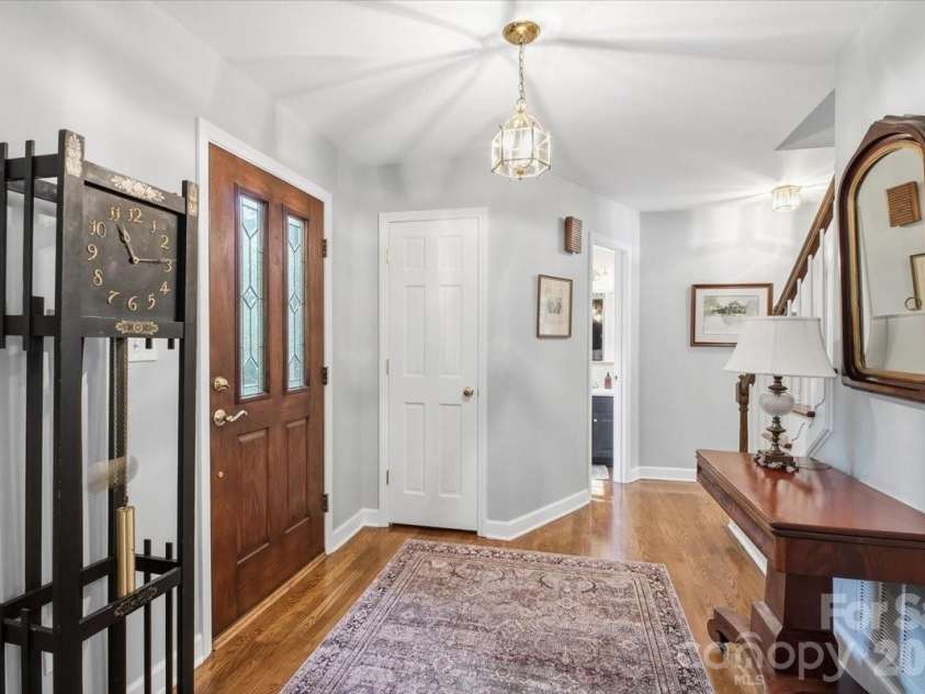5138 Panhandle Circle, Matthews, NC 28104.  MLS# CAR4407389, YatesRealty ID 51282. Large Foyer with two closets5138 Panhandle CirWeddington, NC 28104