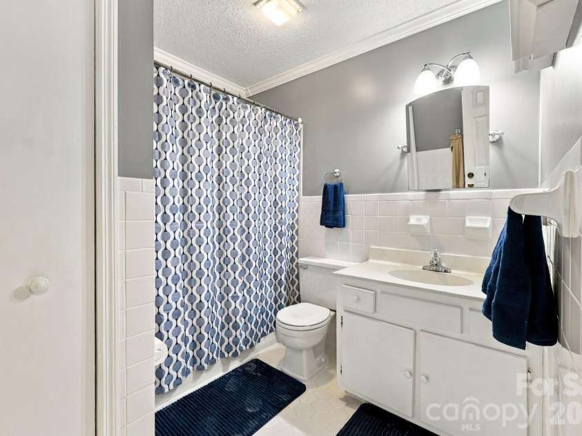 6 Cisco Road, Asheville, NC 28805.  MLS# CAR4424586, YatesRealty ID 51283. 