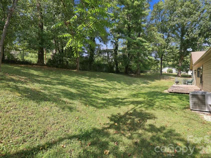 6 Cisco Road, Asheville, NC 28805.  MLS# CAR4424586, YatesRealty ID 51283. 